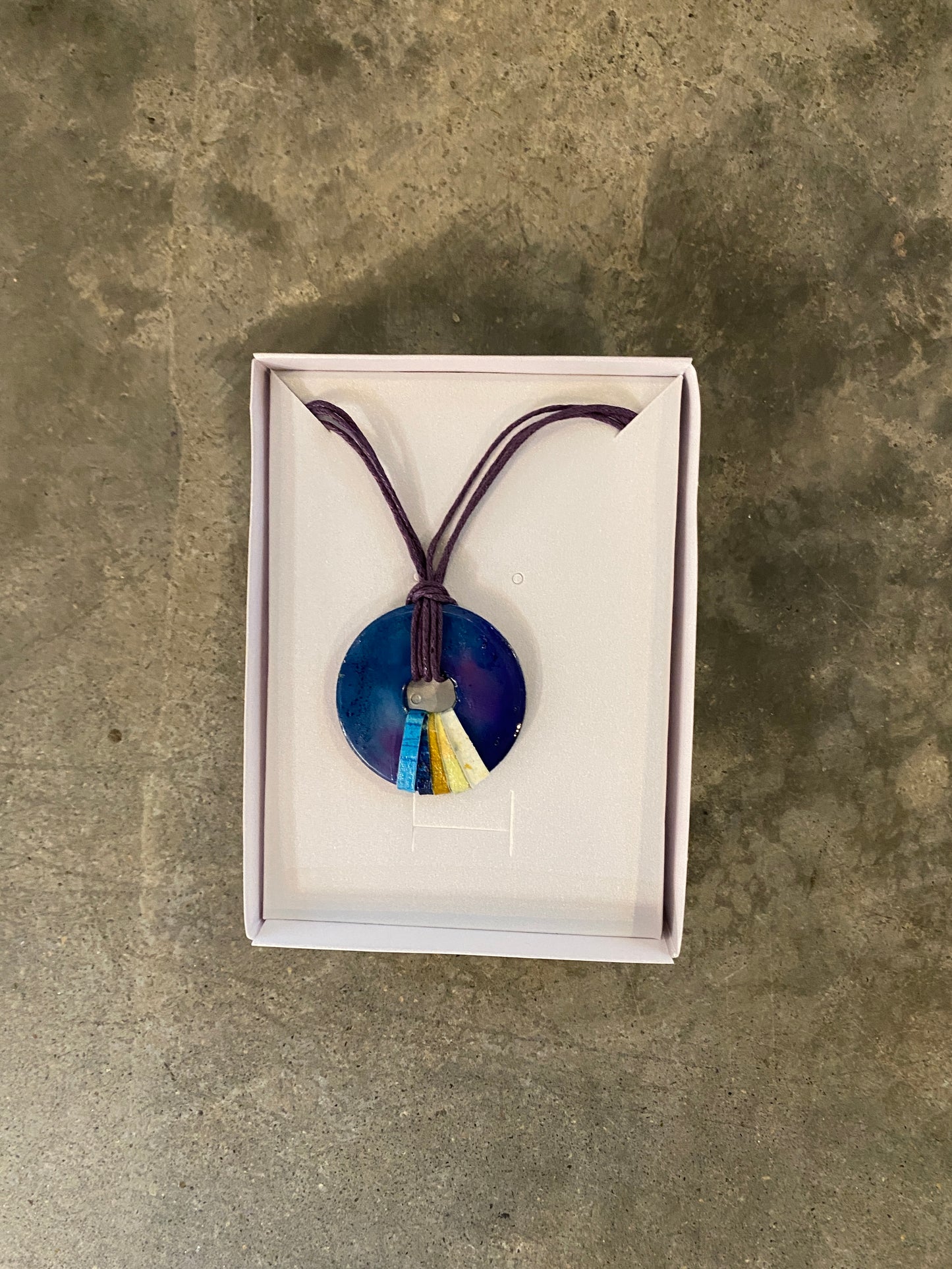 Metal Washer with Paper Pendant (Assorted)