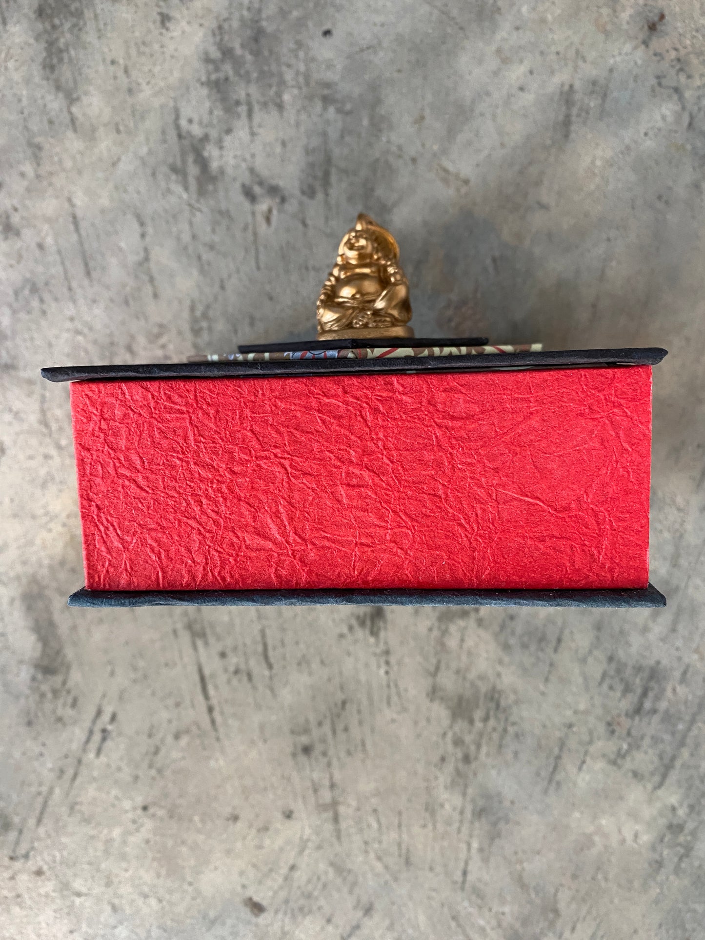 Buddha Box (red and black)