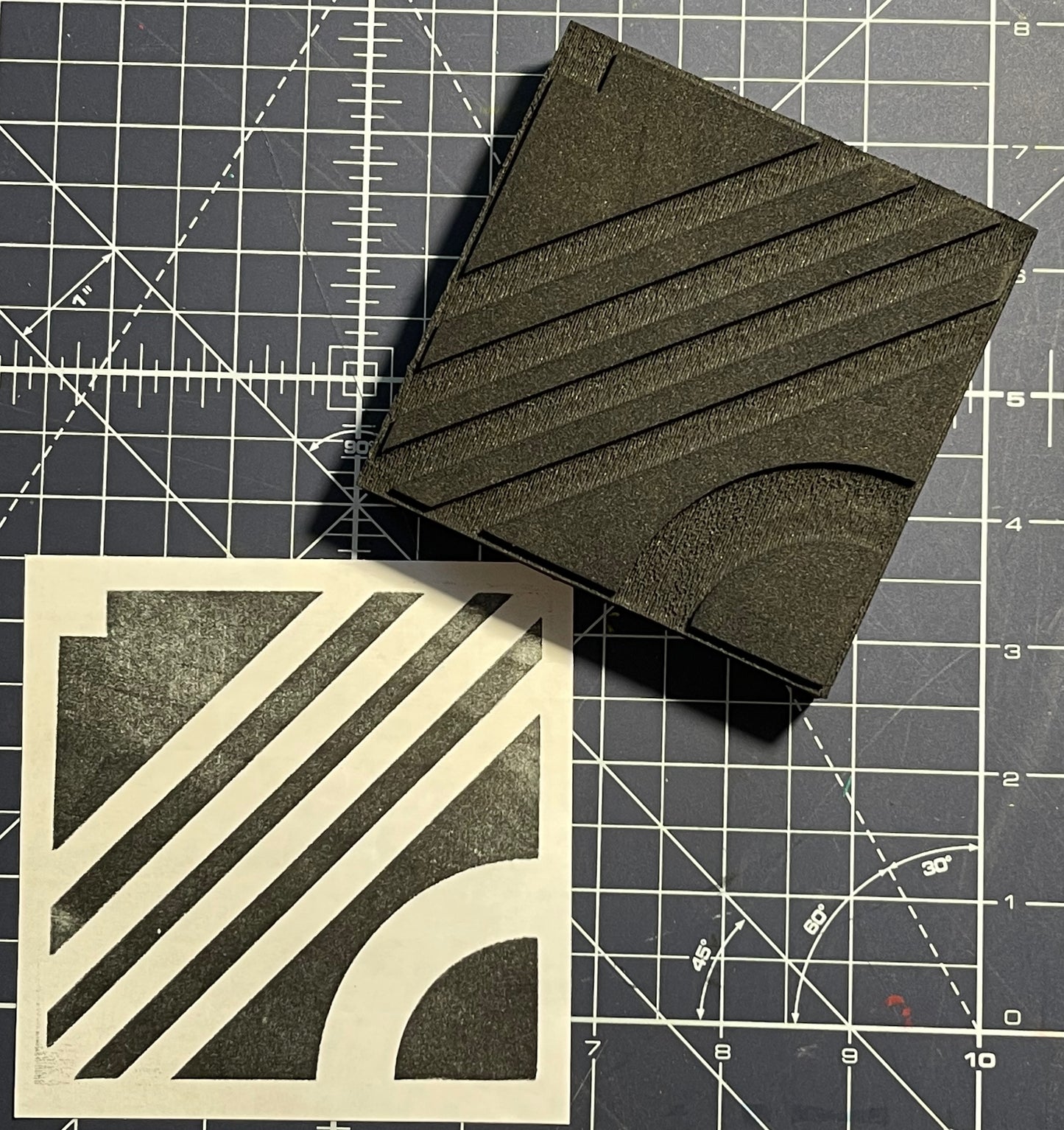 Circles and Square 4X4