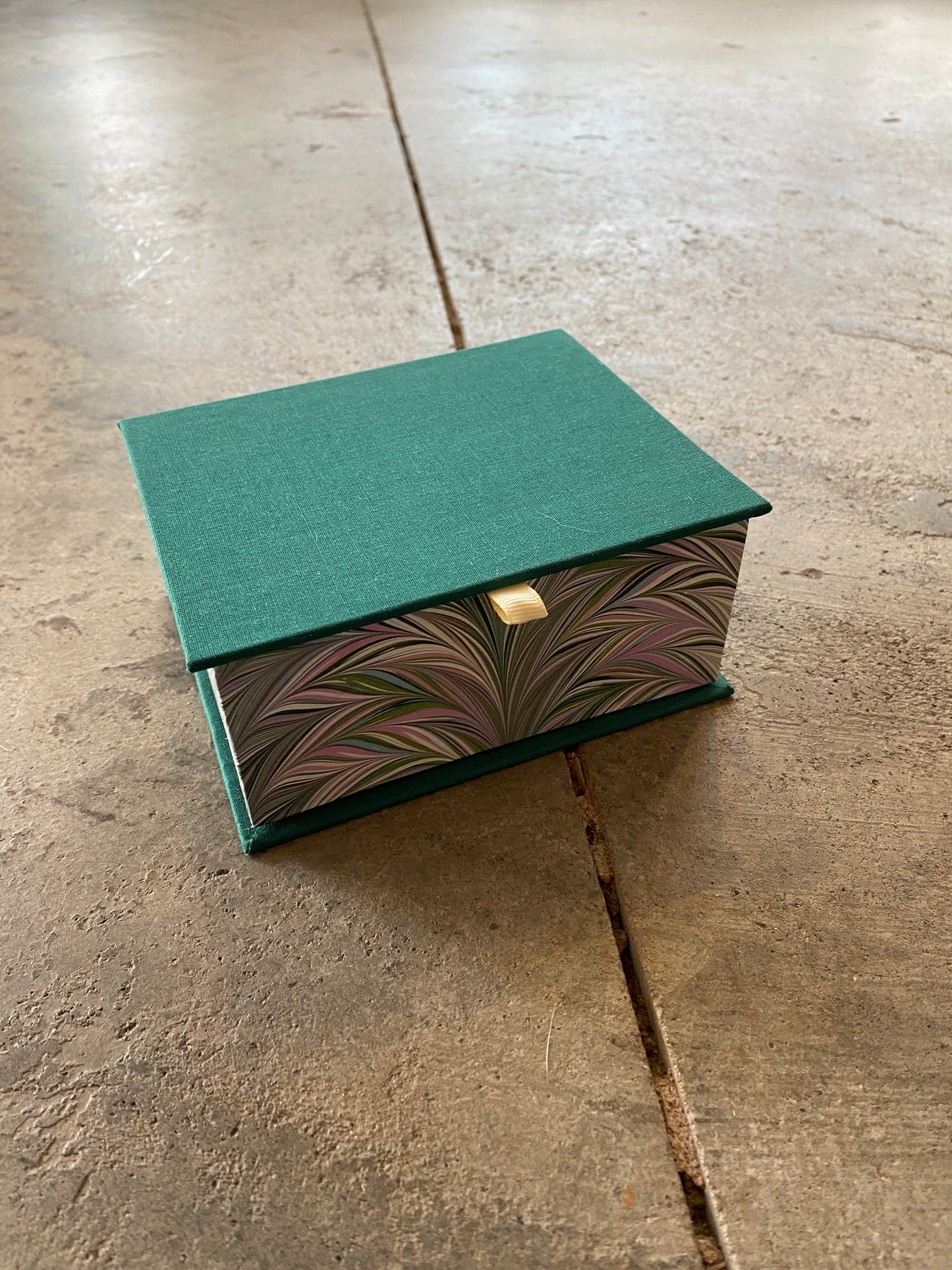 Small Clamshell Box Green
